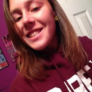 Meet your Posher, Carson